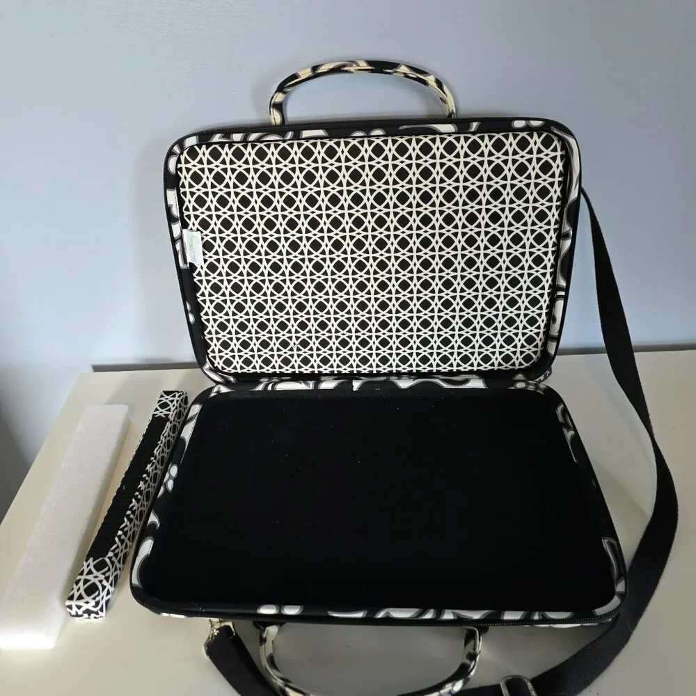 Vera Bradley Laptop Messenger Bag 